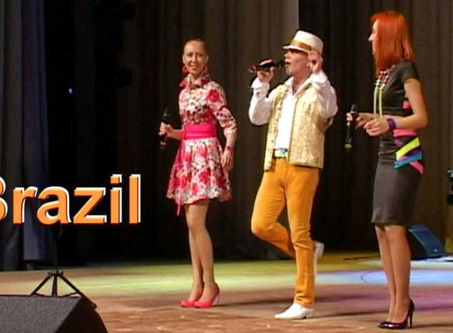 Предлагаем посмотреть фрагмент выступления эстрадно-джазового ансамбля «Экспресс-бэнд»